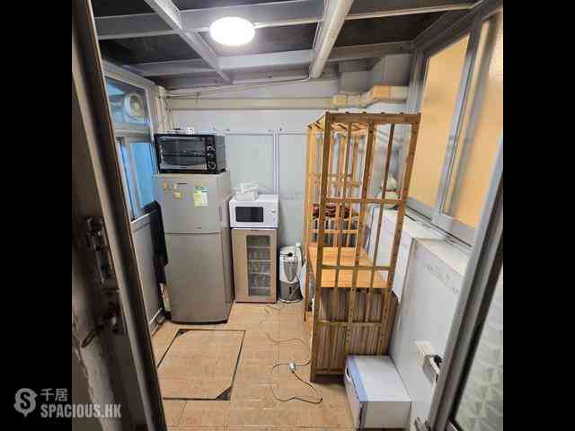 Wan Chai - 9, Kat On Street 07