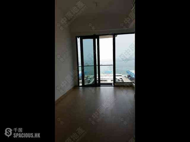 Shek Tong Tsui - Upton 02