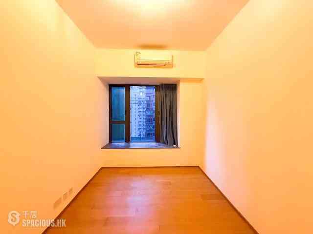 Mid Levels West - Alassio 05