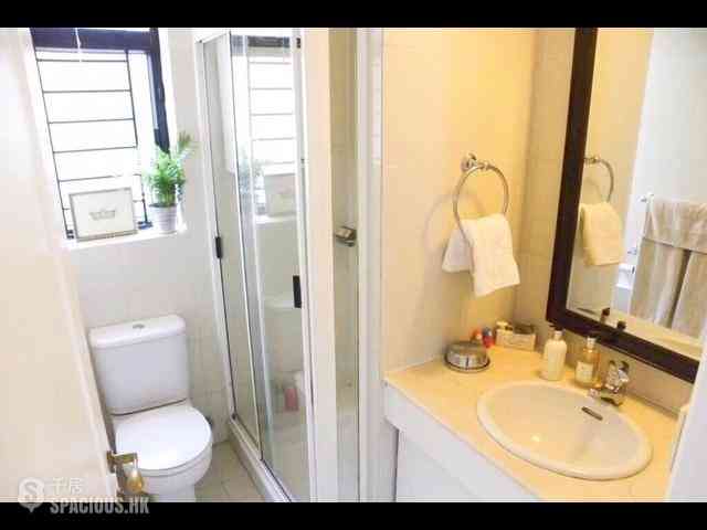 Repulse Bay - Repulse Bay Garden Block 6 10