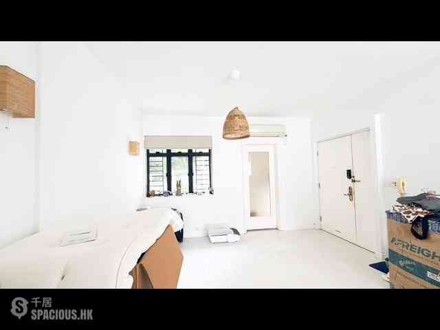 Repulse Bay - Repulse Bay Garden Block 6 03