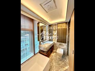 Mid Levels Central - 22A, Kennedy Road 05