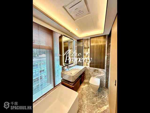 Mid Levels Central - 22A, Kennedy Road 05