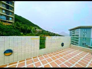 The Peak - Sunshine Villa 02
