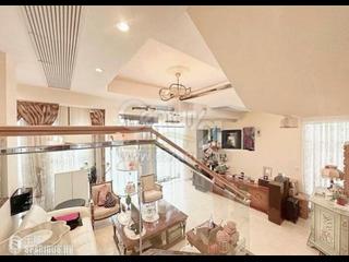 The Peak - Sunshine Villa 07
