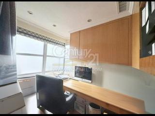 The Peak - Sunshine Villa 09