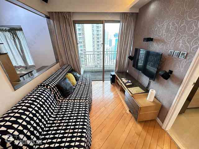 Wan Chai - The Zenith 05