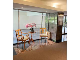 Mid Levels Central - Pine Court 04