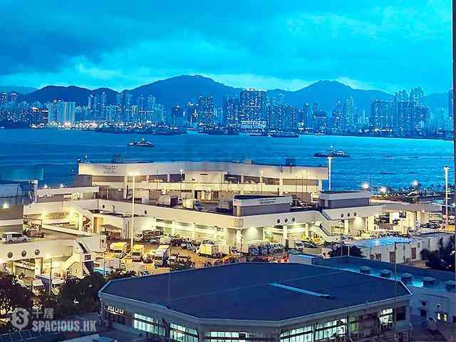 Shek Tong Tsui - Upton 01
