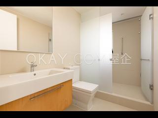 The Peak - Vivian Court 14