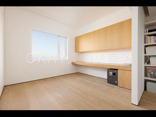 The Peak - Vivian Court 15