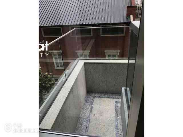 Sai Ying Pun - King's Hill 04