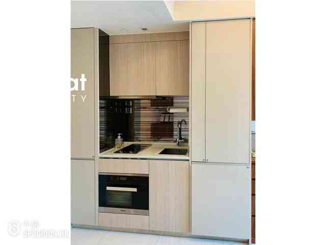 Sai Ying Pun - King's Hill 06