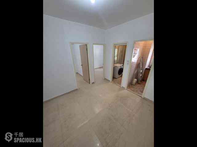 Sai Ying Pun - Hang Fuk Mansion 08