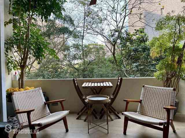 Mid Levels Central - Best View Court Block 66, Macdonnell Road 03