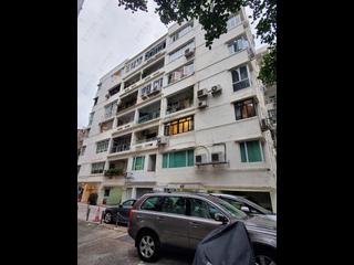 Mid Levels Central - Best View Court Block 66, Macdonnell Road 05
