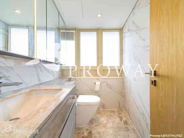 Mid Levels Central - St. Joan Court 08