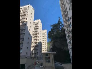 Pok Fu Lam - Y.Y. Mansions Block D 15