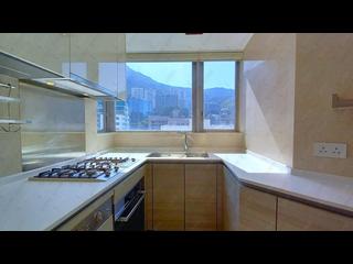 Sai Ying Pun - The Summa Block 2 16