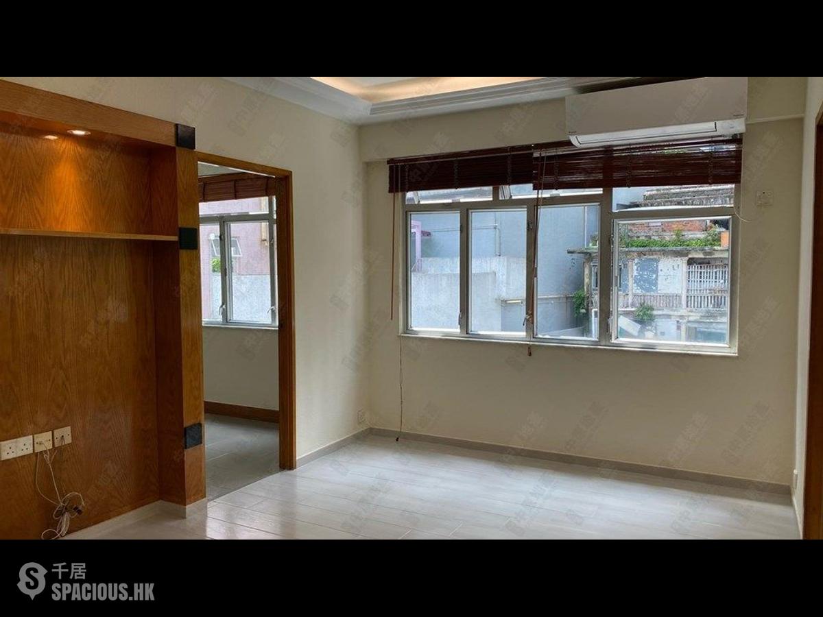 Mid Levels Central - Tak Mansion 01