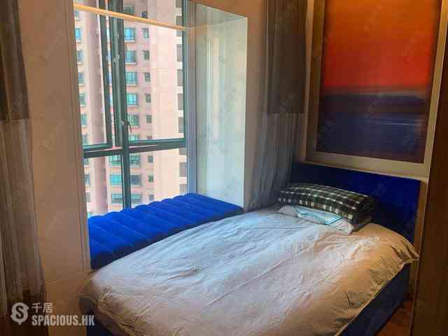 Mid Levels Central - Hillsborough Court Block 3 03
