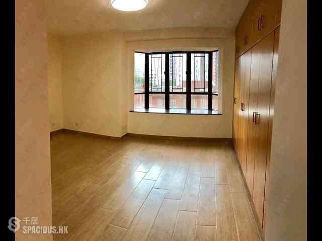 Sai Ying Pun - Ning Yeung Terrace Block B 04