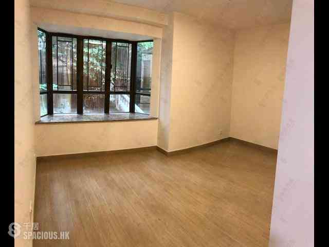 Sai Ying Pun - Ning Yeung Terrace Block B 06