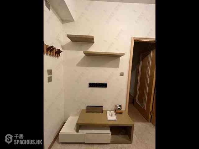 Sai Ying Pun - 63, Pokfulam Amber House (Tower 1) 03