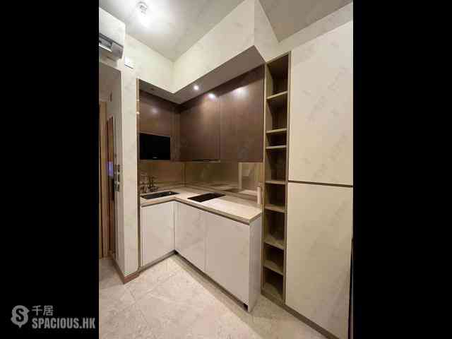 Sai Ying Pun - 63, Pokfulam Amber House (Tower 1) 11