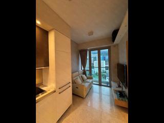Sai Ying Pun - 63, Pokfulam Amber House (Tower 1) 04