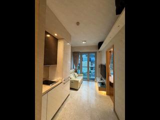 Sai Ying Pun - 63, Pokfulam Amber House (Tower 1) 07