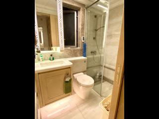 Sai Ying Pun - 63, Pokfulam Amber House (Tower 1) 09