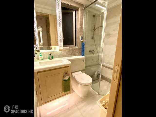 Sai Ying Pun - 63, Pokfulam Amber House (Tower 1) 09