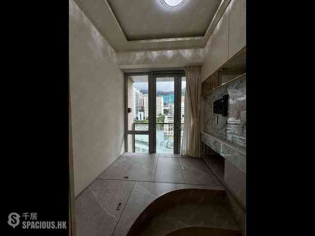 Sai Ying Pun - 63, Pokfulam Amber House (Tower 1) 07