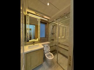 Sai Ying Pun - 63, Pokfulam Amber House (Tower 1) 08