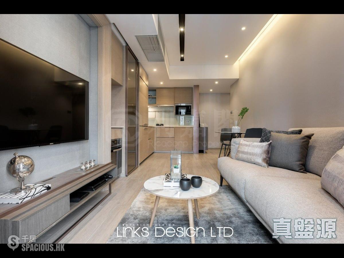 Tseung Kwan O - The Wings IIIA 01