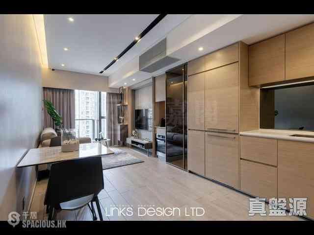 Tseung Kwan O - The Wings IIIA 04