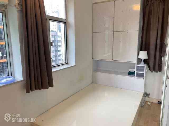 Sheung Wan - Evora Building 07