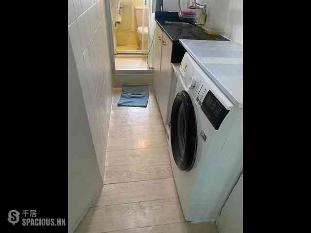 Sai Ying Pun - Koosing Building 03
