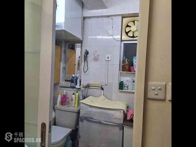 Kennedy Town - Sincere Western House 02