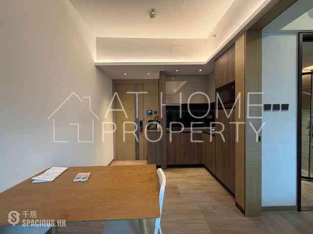 Sai Ying Pun - One・Artlane 04