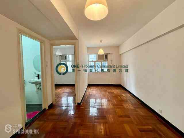 Sai Ying Pun - Hang Sing Mansion 03