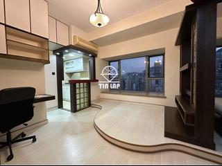 Sheung Wan - Queen's Terrace 04