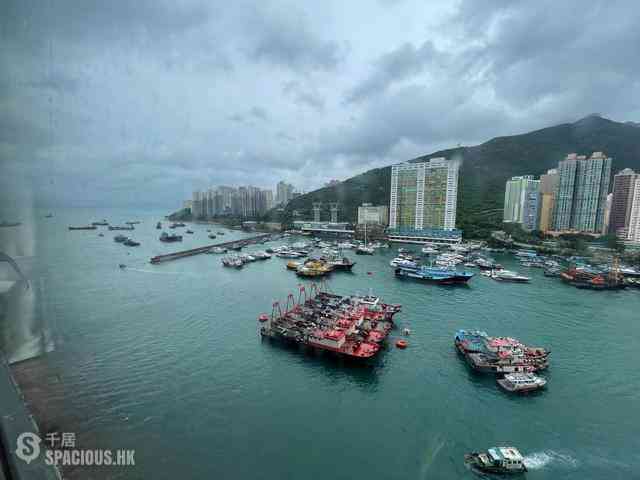 Ap Lei Chau - South Horizons Phase 1 Hoi Ngar Court (Block 3) 01