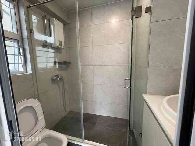 Ap Lei Chau - South Horizons Phase 1 Hoi Ngar Court (Block 3) 02
