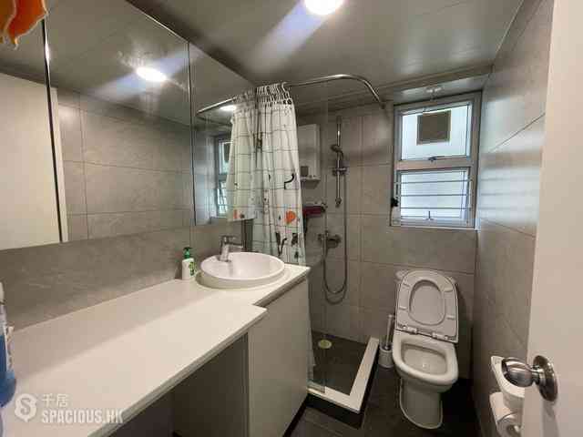 Ap Lei Chau - South Horizons Phase 1 Hoi Ngar Court (Block 3) 04