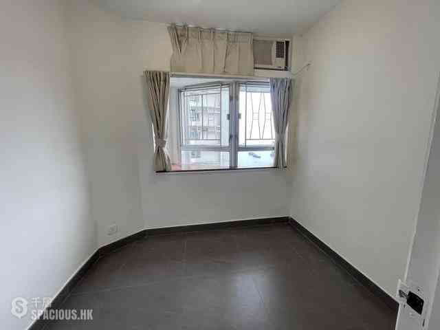 Ap Lei Chau - South Horizons Phase 1 Hoi Ngar Court (Block 3) 06