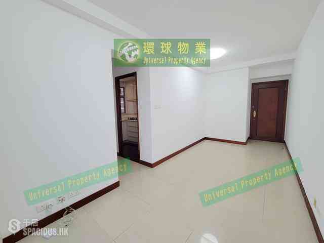 Kennedy Town - The Merton Tower 3 03