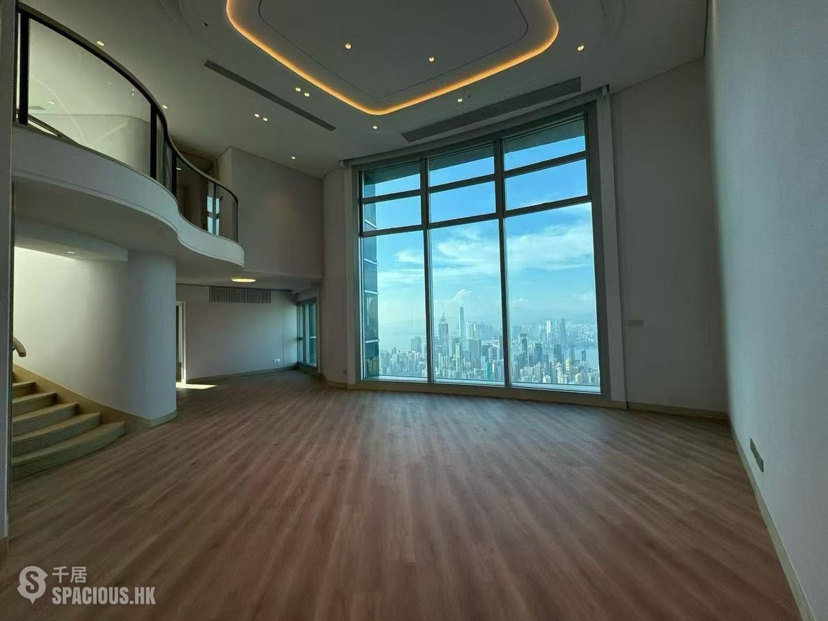 Stubbs Road - The Summit 01