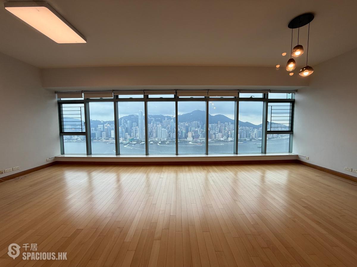 West Kowloon - The Harbourside 01
